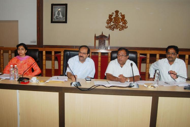 ಬಿತ್ತನೆ ಬೀಜ, ರಸಗೊಬ್ಬರ ಪೂರೆಸಿ:ರಾಜ್‌ಕುಮಾರ್ ಖತ್ರಿ